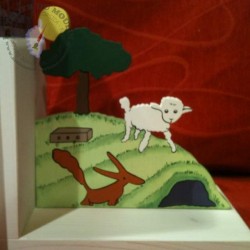 "On ne voit bien qu'avec le coeur !"
 Serre-livres Petit Prince 
 avec la rose, le mouton et le renard